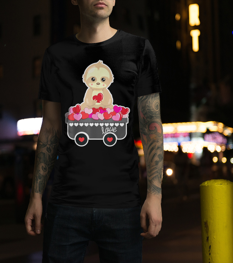 Cute Sloth Love Valentine Hearts In Cart T-Shirt