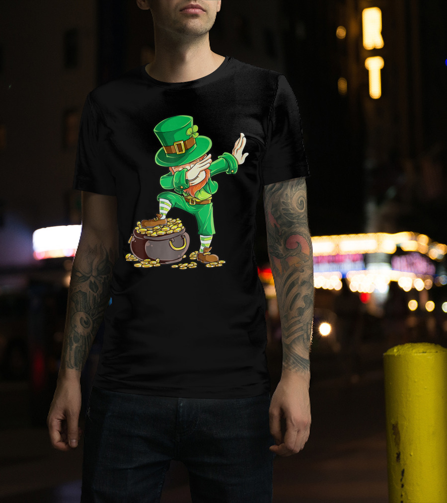 Dabbing Leprechaun Pot Of Gold St Patricks Day T-Shirt