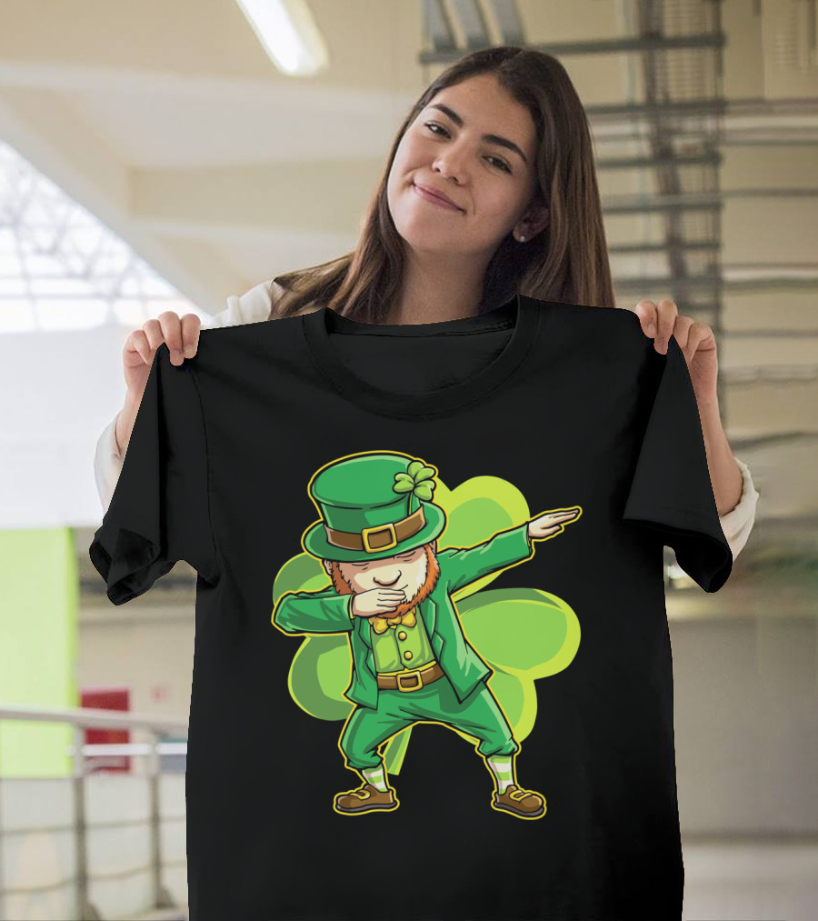Dabbing Leprechaun Funny St Patricks Day Men Dab Shamrock T-Shirt