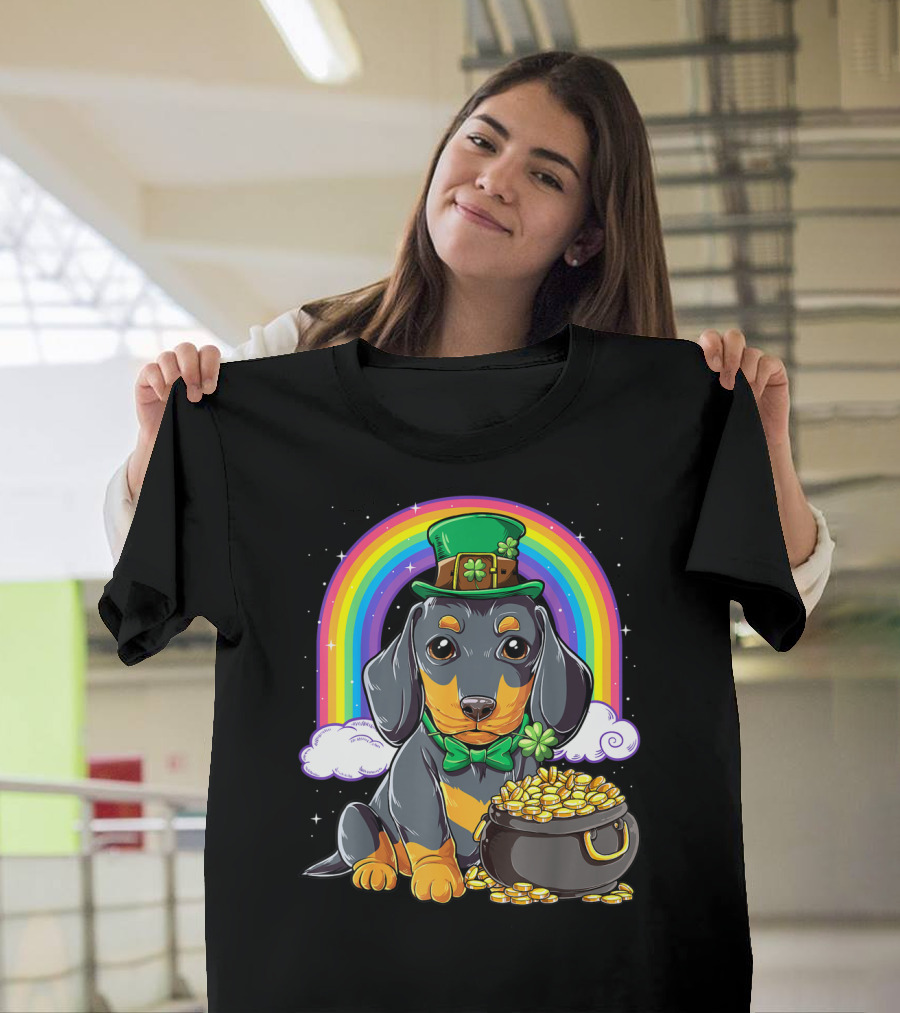 Dachshund St Patricks Day Leprechaun Rainbow Pot of Gold T-Shirt
