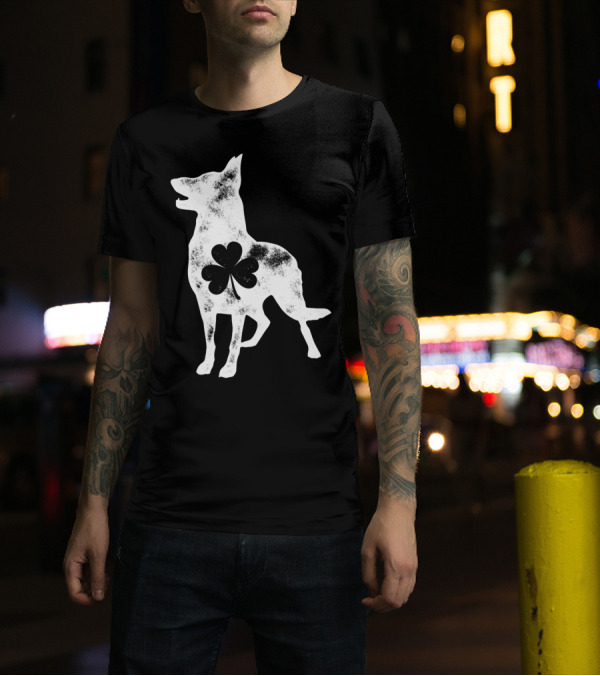 German Shepherd Dog With Shamrock St Patricks Day Men T-Shirt