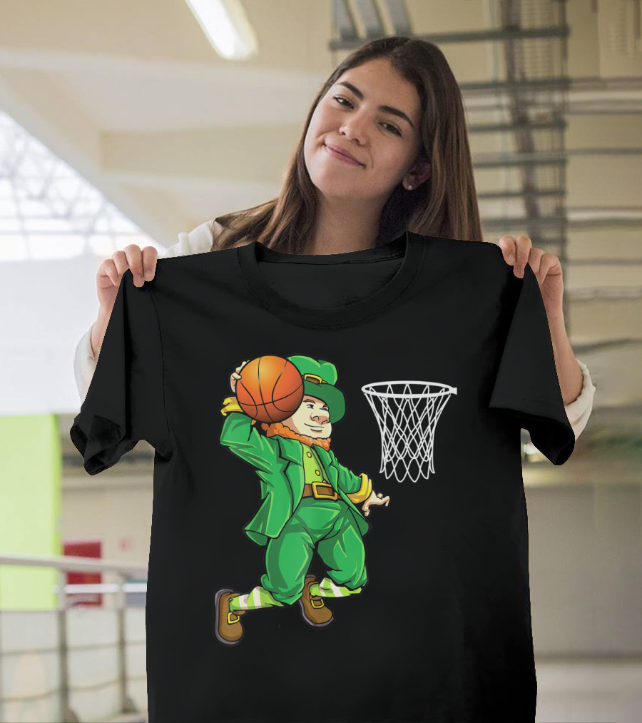 Leprechaun Slam Dunk Basketball St Patricks Day Boys T-Shirt