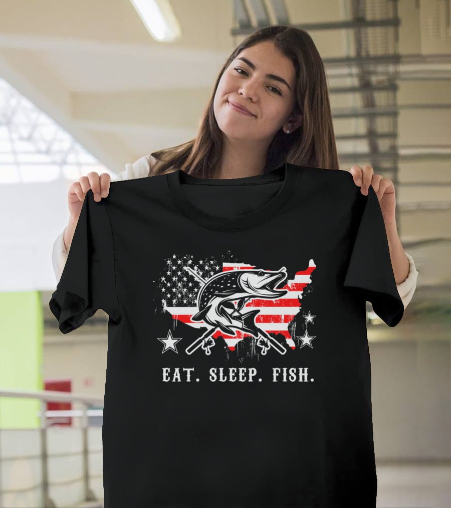 Eat Sleep Fish USA Flag Pike Rifle Stars T-Shirt
