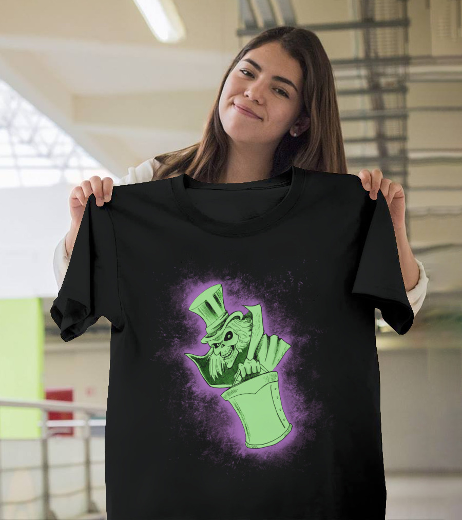 Hatbox Ghost Spooky Green Glow T-Shirt