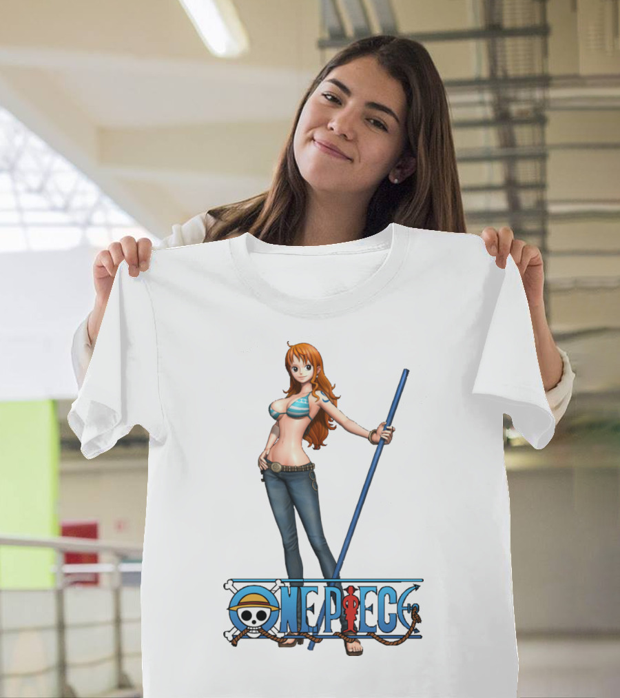 One Piece Nami Iconic Character Artwork T-Shirt