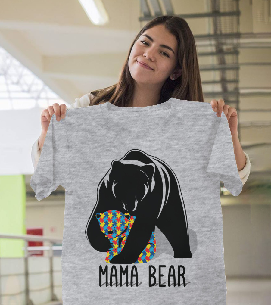Mama Bear Autism Puzzle Bear Hug T-Shirt