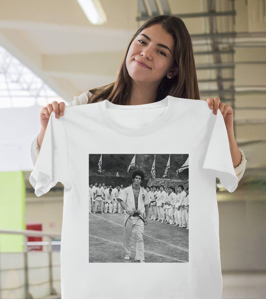 Jim Kelly Martial Arts Master in Action T-Shirt