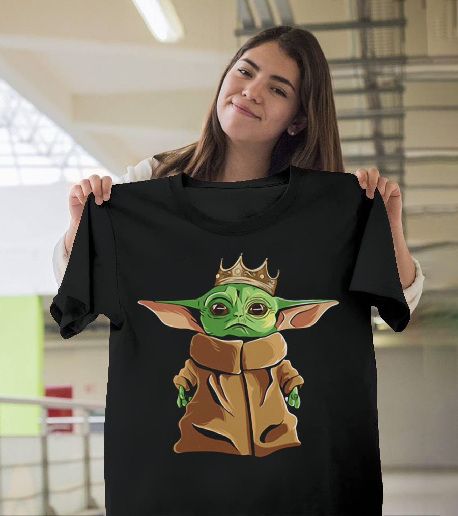The Mandalorian Baby Yoda King Wearing Crown T-Shirt