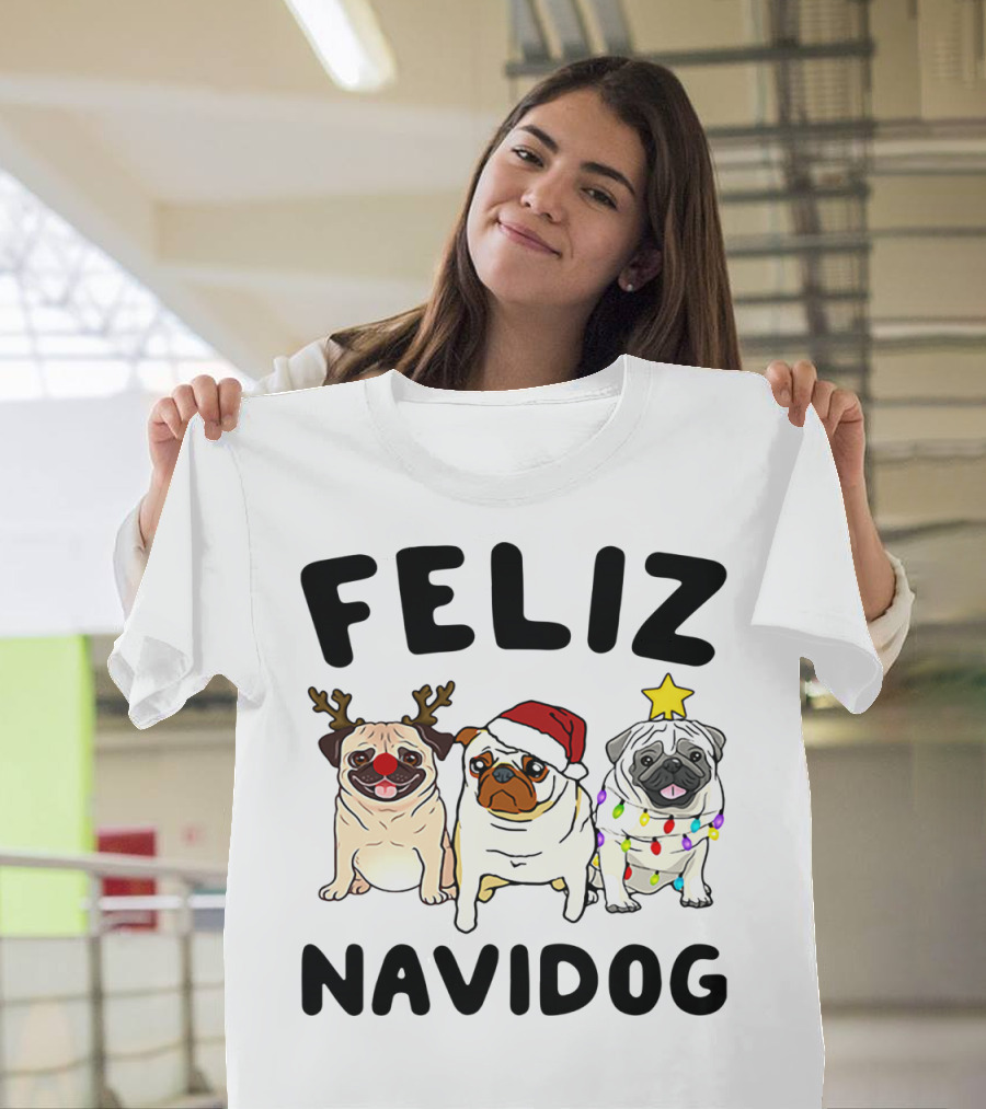 Feliz Navidog Pugs Christmas Reindeer Santa Lights T-Shirt