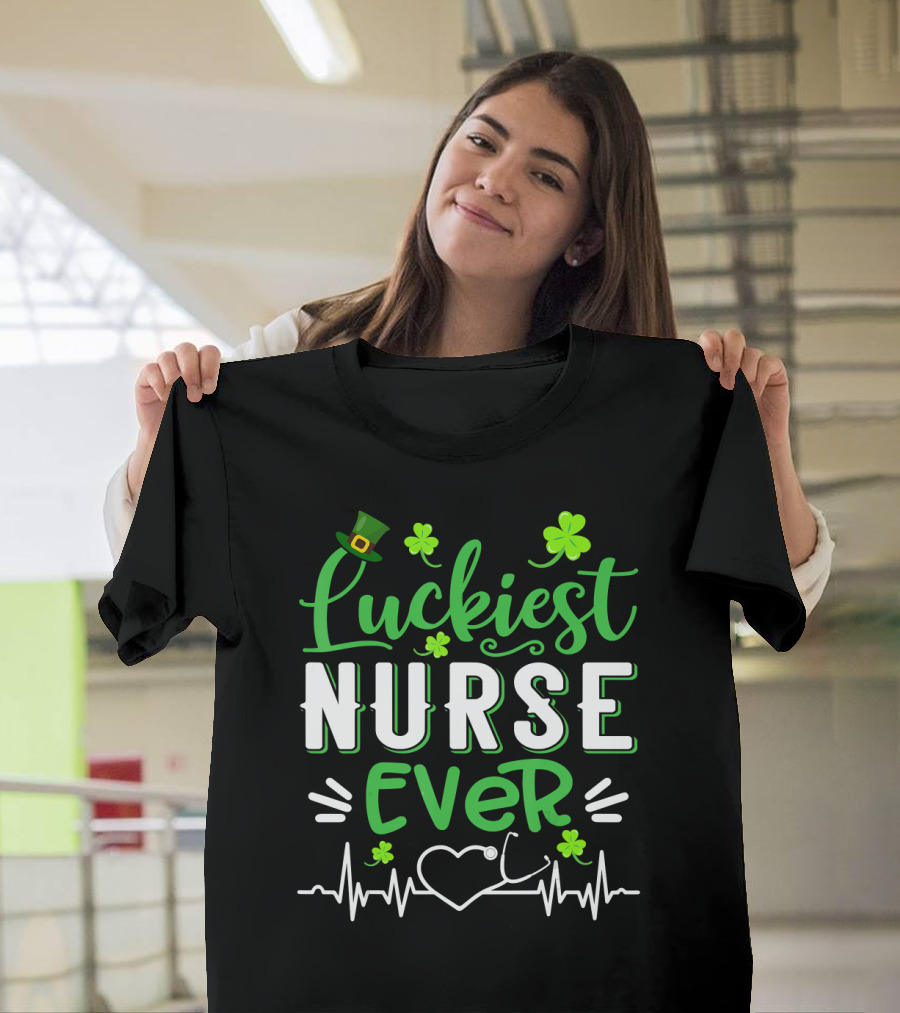 Luckiest Nurse Ever Shamrock Top Hat Heartbeat St Patrick T-Shirt