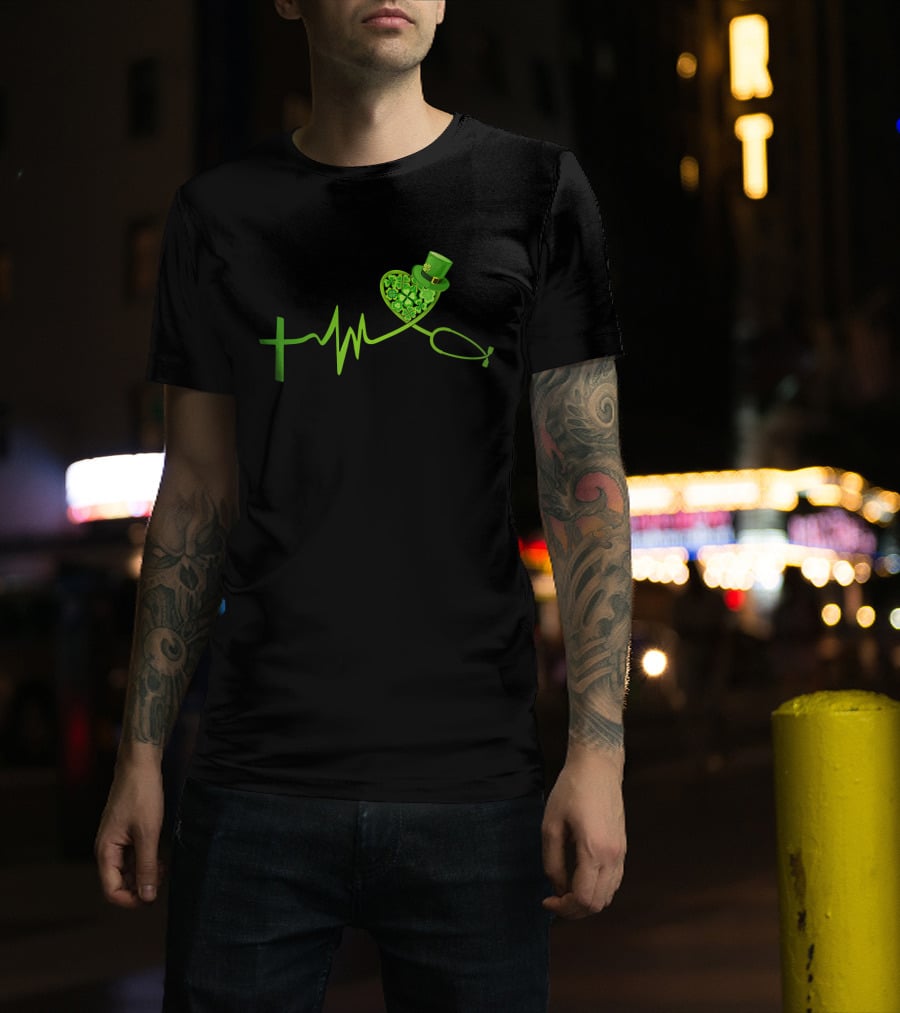 Nurse Heartbeat Irish Shamrock St Patrick Day Top Hat T-Shirt