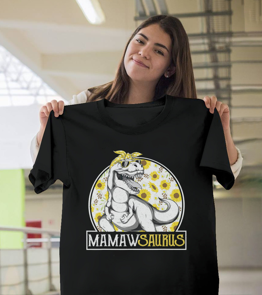 Mamaw Saurus Sunflower Dinosaur Grandma Fun Retro T-Rex T-Shirt