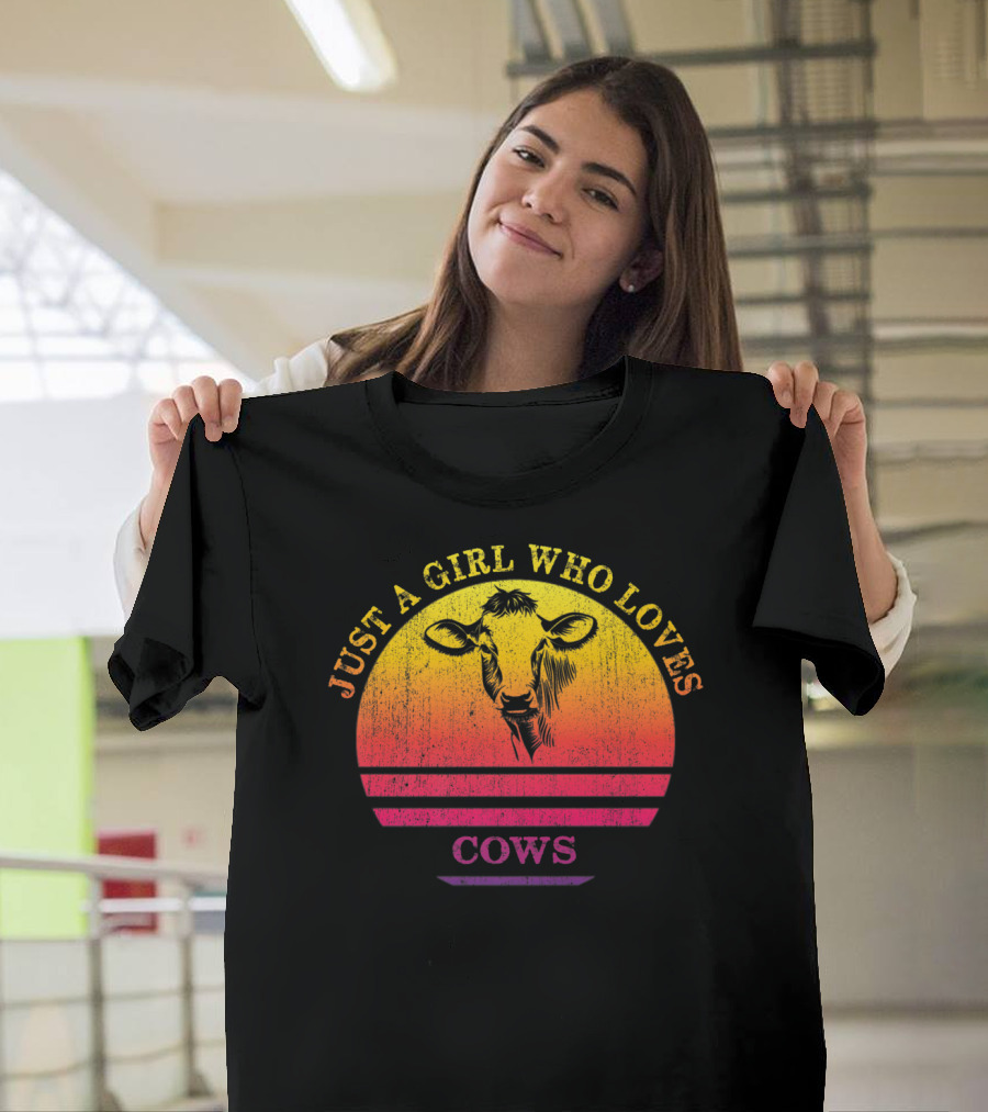 Just A Girl Who Loves Cows Sunset Vintage Cow Retro Pastel Sunset T-Shirt