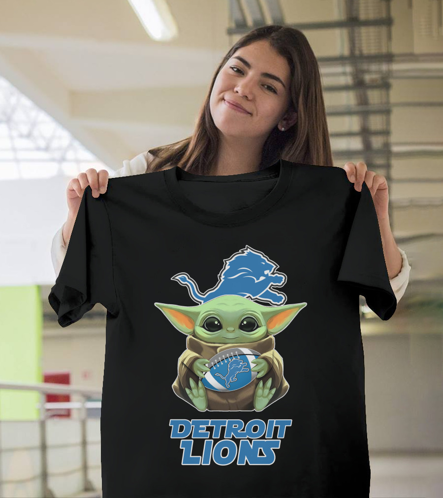 Detroit Lions Baby Yoda Football Fanart T-Shirt