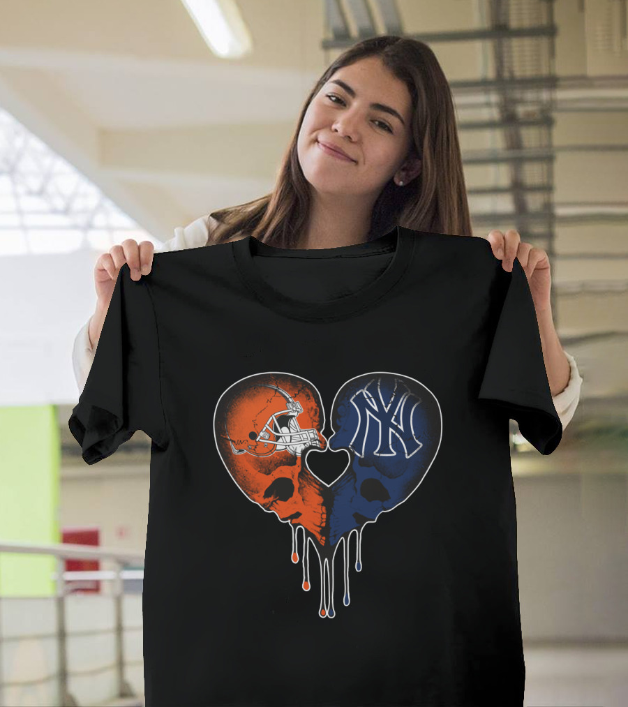 Browns Yankees Skull Heart Iconic Love T-Shirt