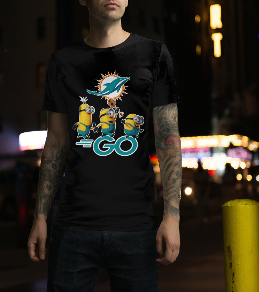 Minions Go Miami Dolphins Football Fun T-Shirt
