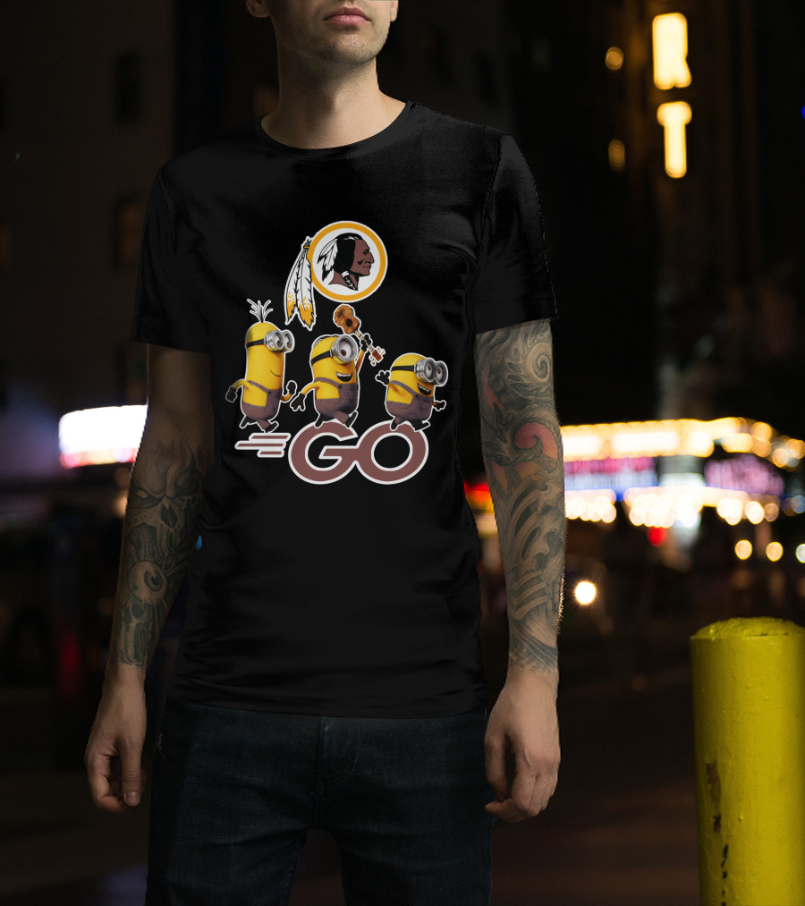 Minions Go Redskins Fan Logo With Ukulele And Feathers T-Shirt