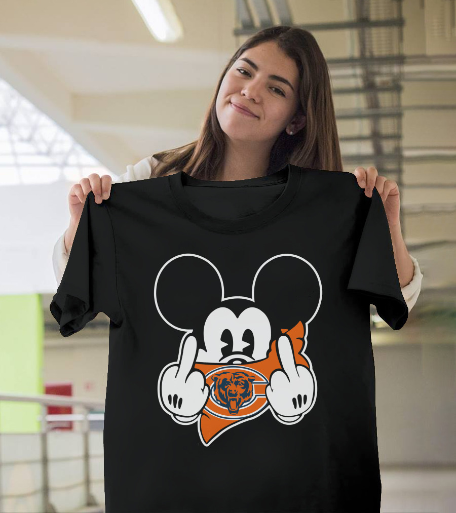 Bears Mickey Chicago Bears Symbol And Gesture T-Shirt