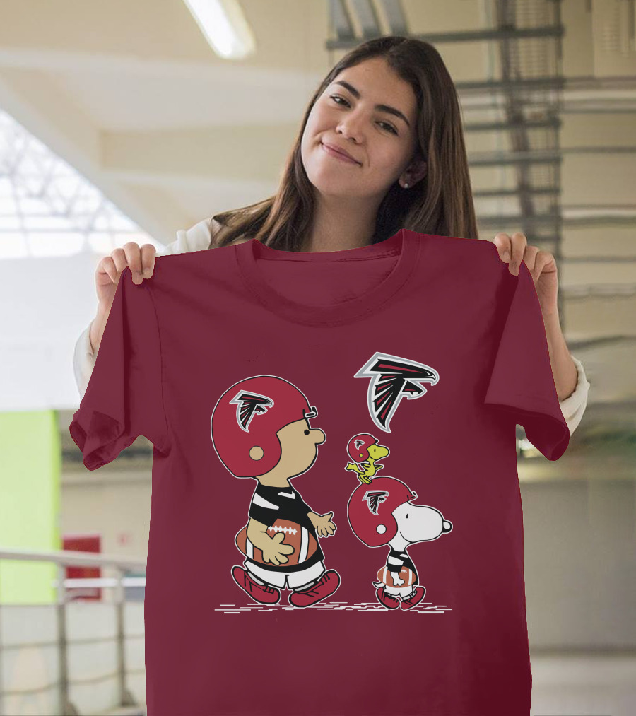 Falcons Snoopy Charlie Brown Woodstock Football Team T-Shirt