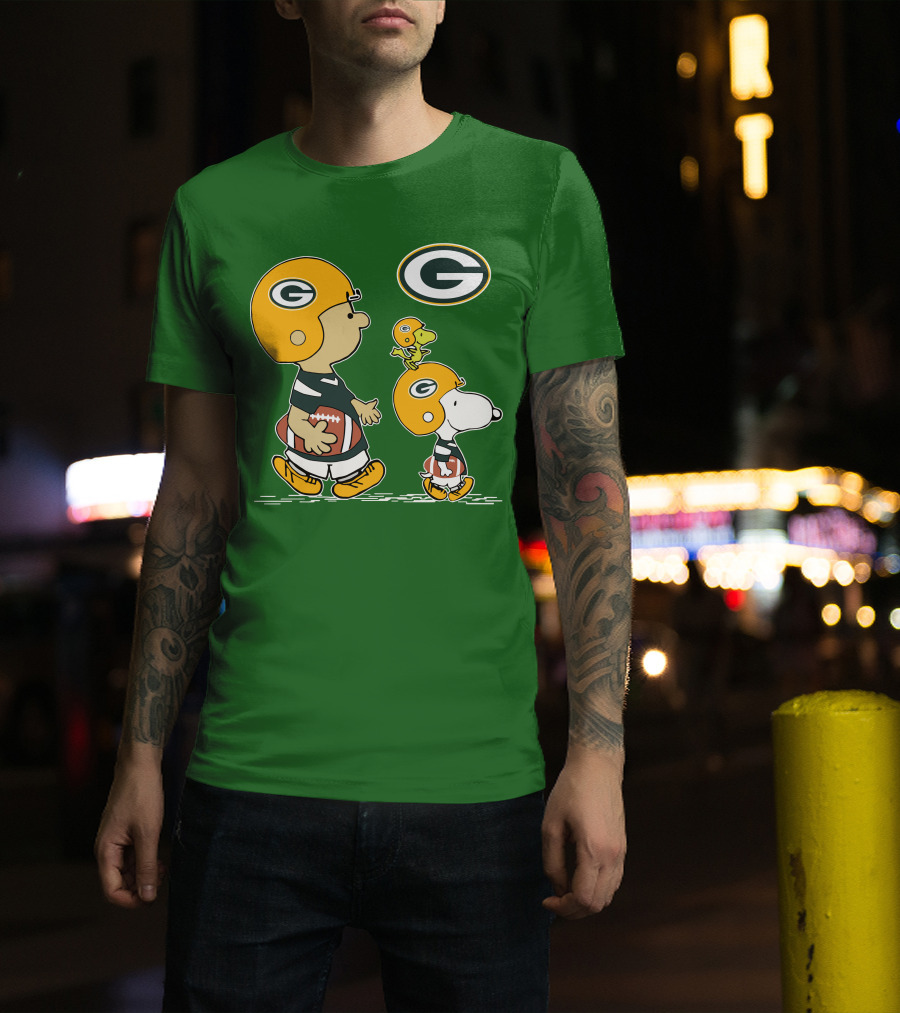 Packers Charlie Brown Snoopy Woodstock Football Helmet T-Shirt