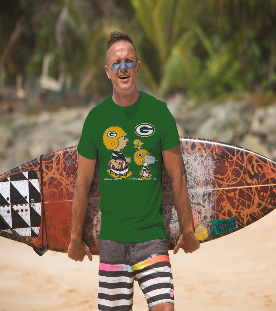 Packers Charlie Brown Snoopy Woodstock Football Helmet T-Shirt