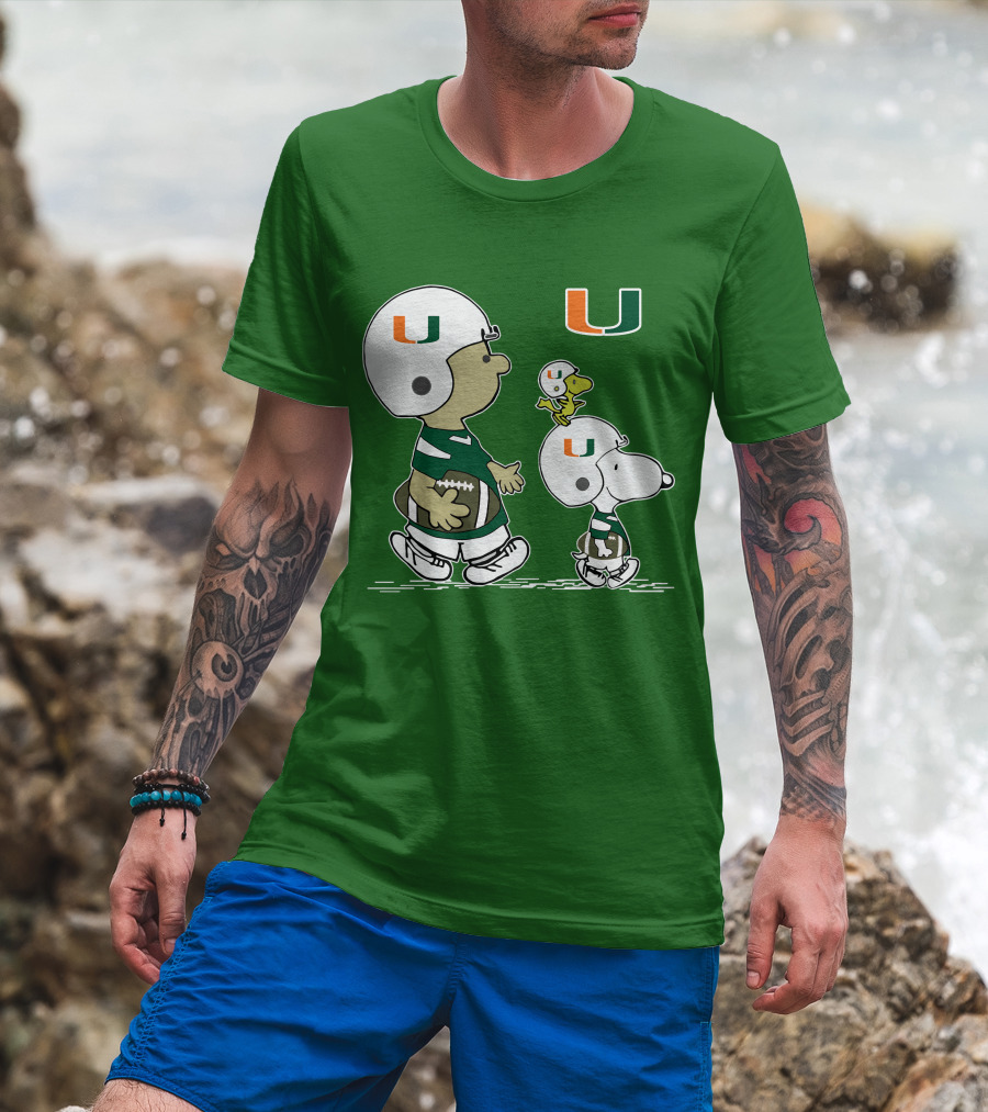Miami Hurricanes Snoopy And Woodstock Football Helmets Peanuts Comic T-Shirt