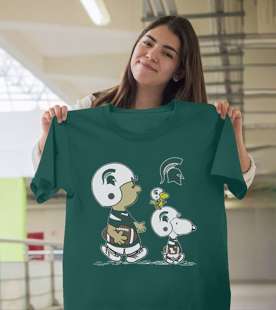 Michigan State Spartans Snoopy And Woodstock Football Gear T-Shirt