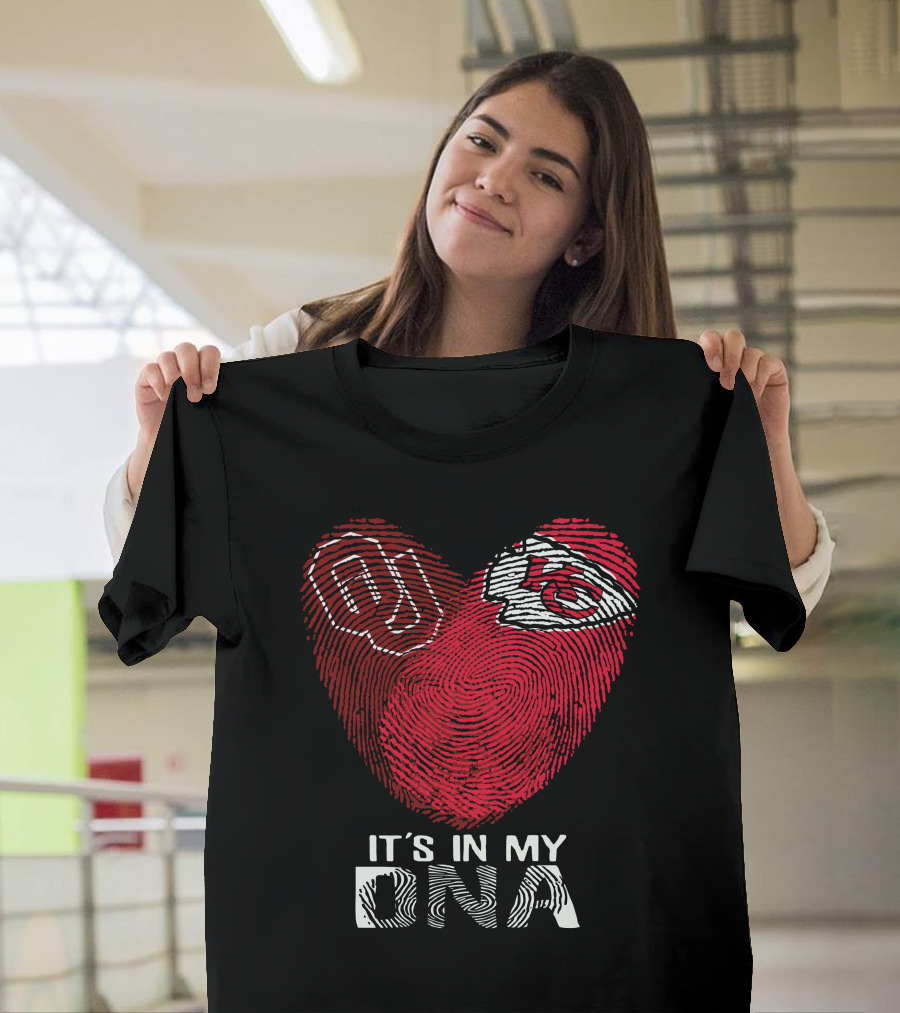 Sooners OU and Kansas City Chiefs It's in My DNA T-Shirt