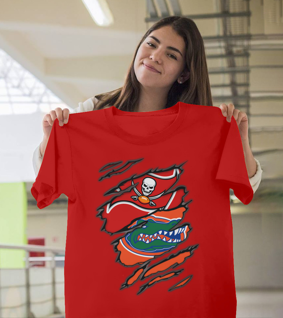 Buccaneers Gators Skull Football And Alligator Dual Logo Burst T-Shirt
