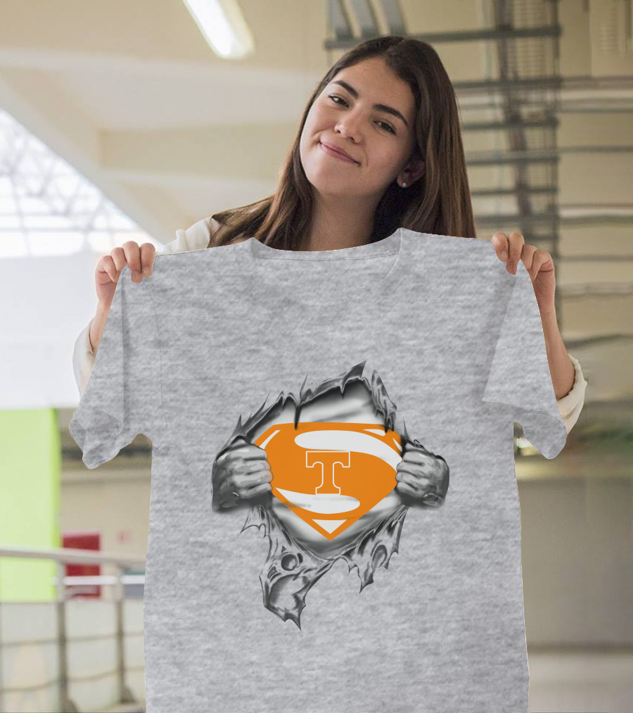 Tennessee Vols Superman Logo Tear T-Shirt