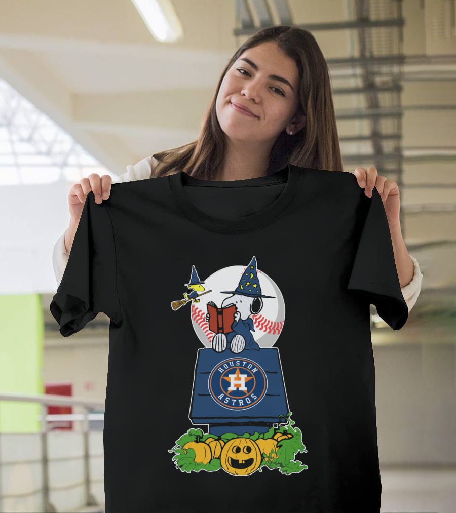 Houston Astros Halloween Snoopy And Woodstock Wizards Jack-O-Lantern Moon Baseball T-Shirt