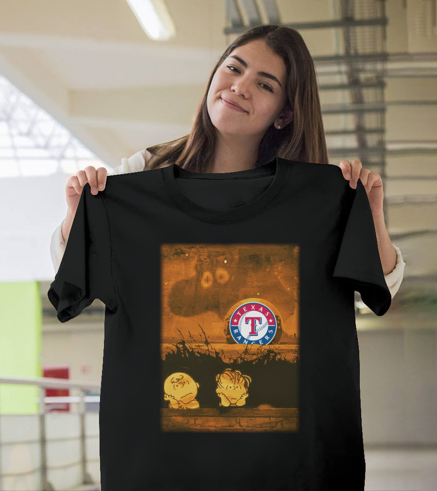 Texas Rangers Peanuts Halloween Charlie Brown Linus Pumpkin Patch T-Shirt