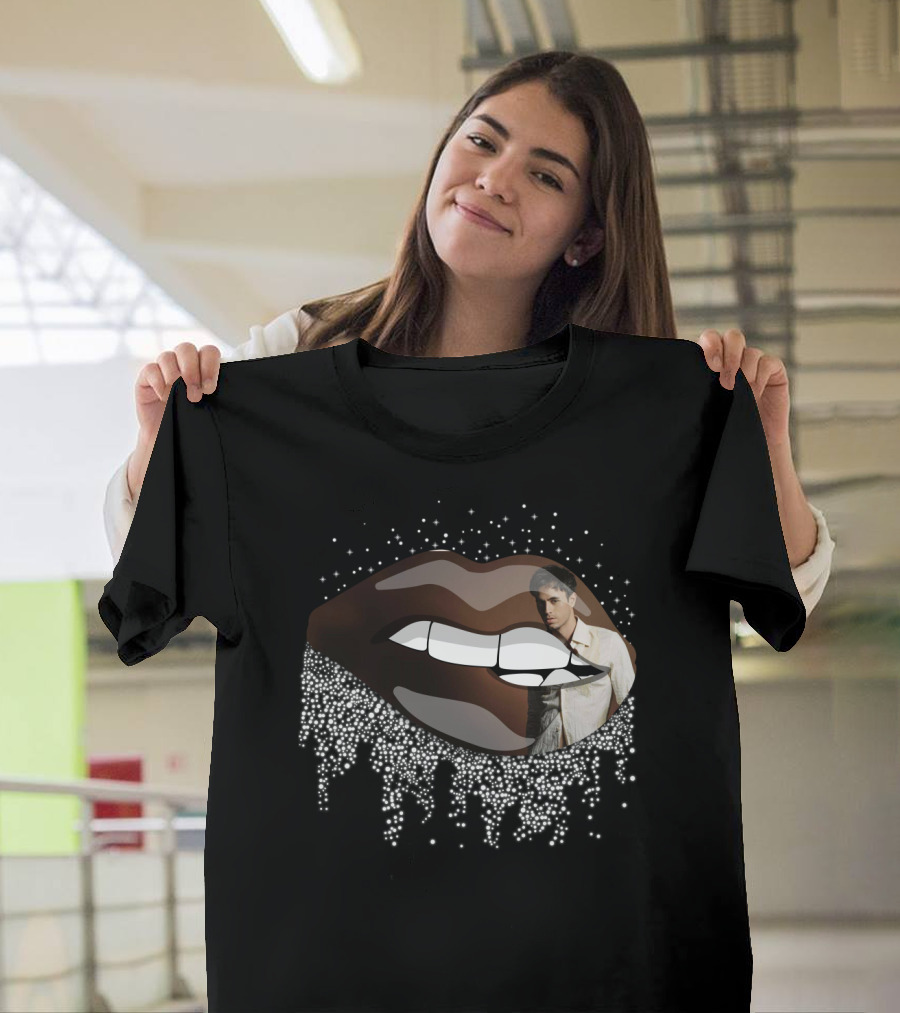 Enrique Iglesias Graphic with Sparkling Lips T-Shirt