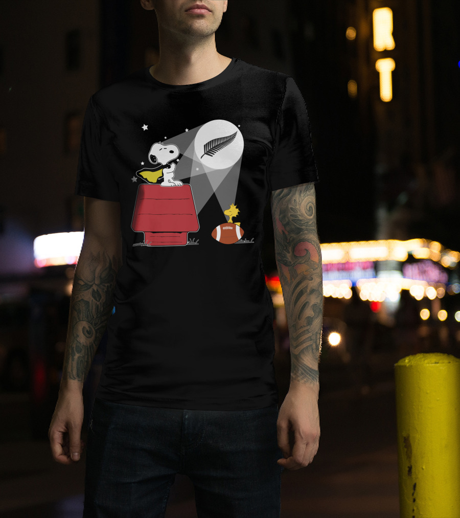 All Blacks Rugby Snoopy Woodstock Fern Moonlight Scene T-Shirt