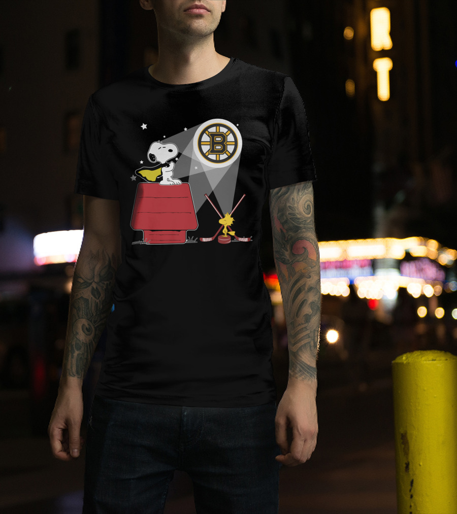 Boston Bruins Snoopy And Woodstock Lighthouse House T-Shirt
