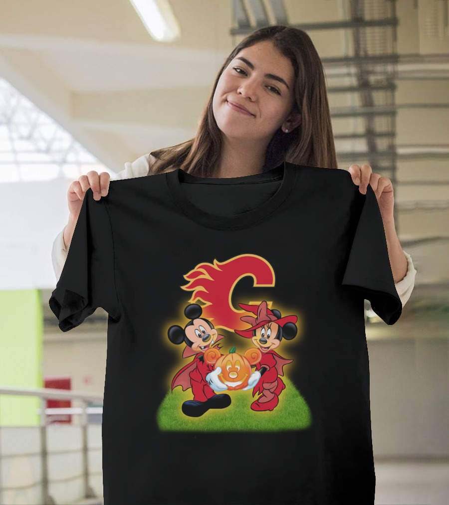 Calgary Flames Mickey And Minnie Halloween Pumpkin T-Shirt