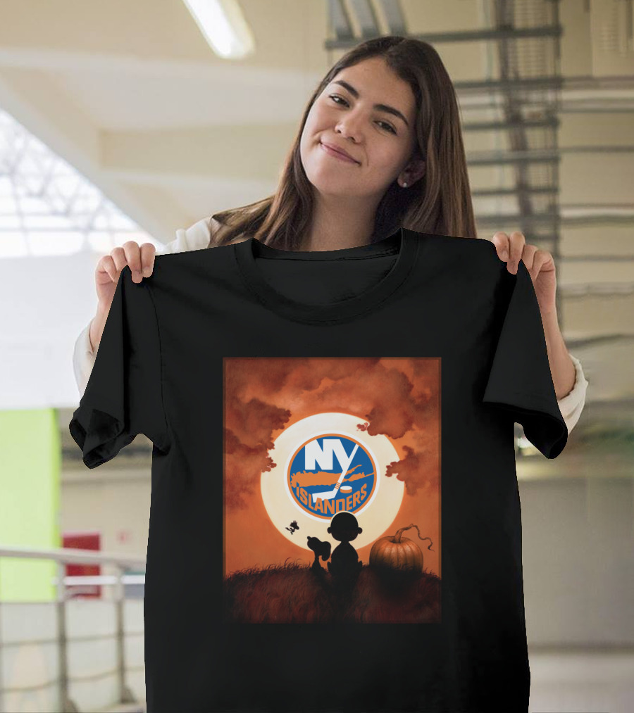 New York Islanders Halloween Moon Pumpkin Scene T-Shirt