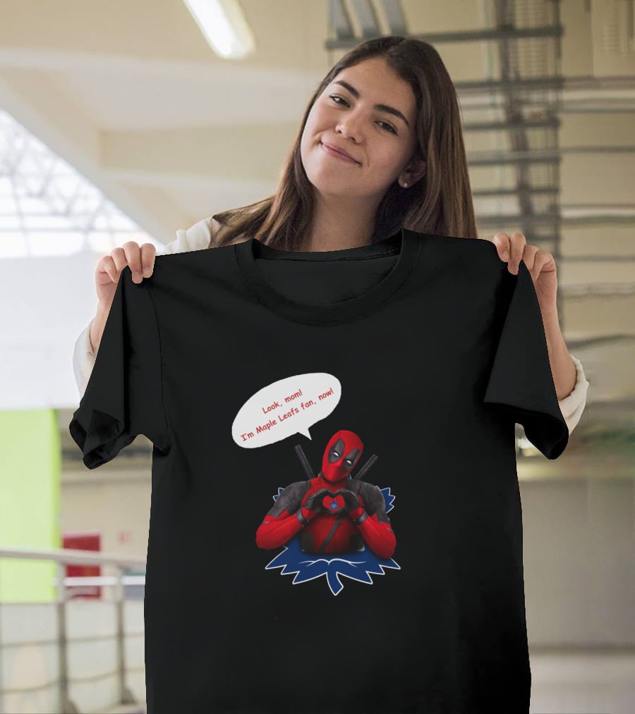 Toronto Maple Leafs Fan Deadpool Heart Gesture T-Shirt