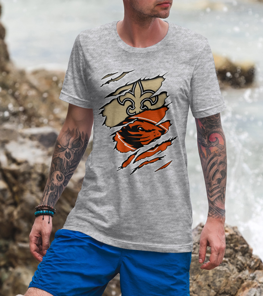 Saints Fleur-de-lis And Beavers Mascot Ripped T-Shirt