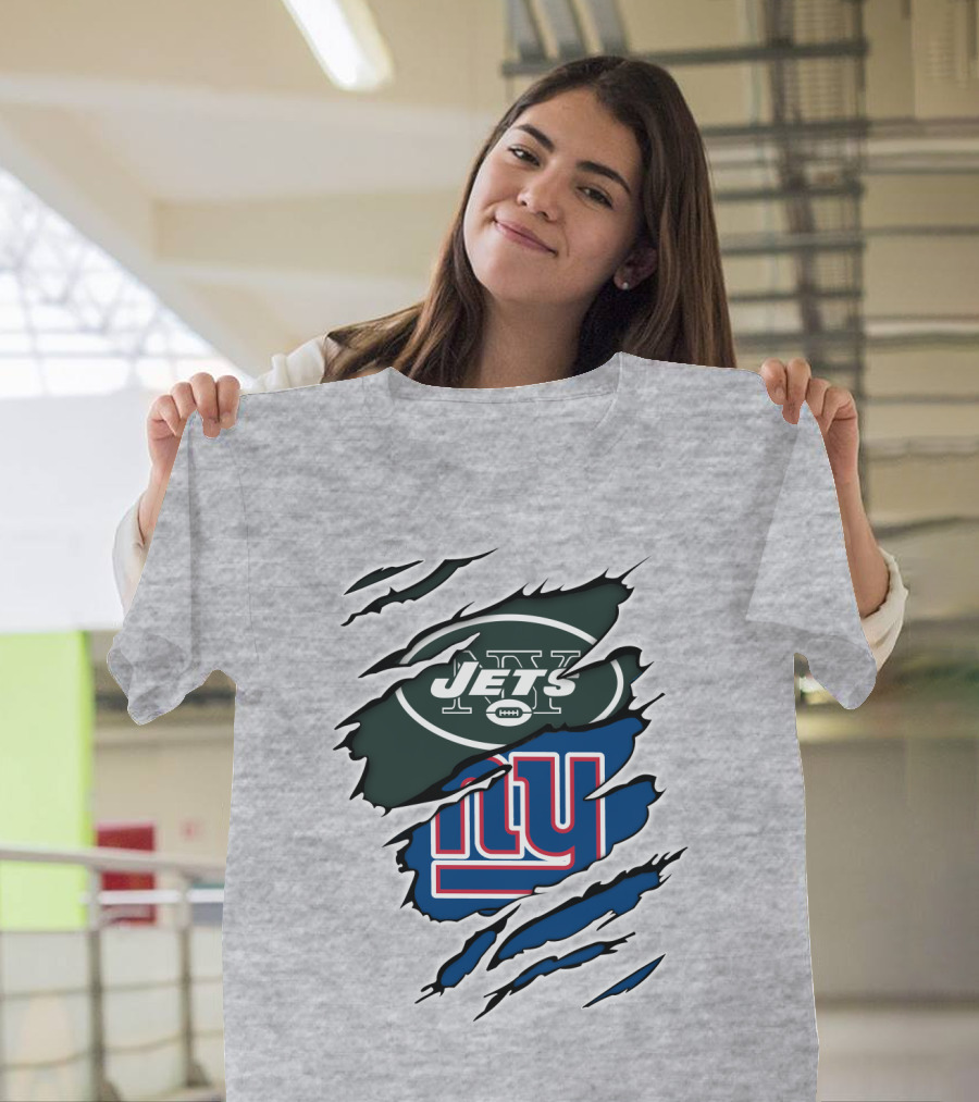 New York Jets Giants Football Rivalry Claw Marks T-Shirt
