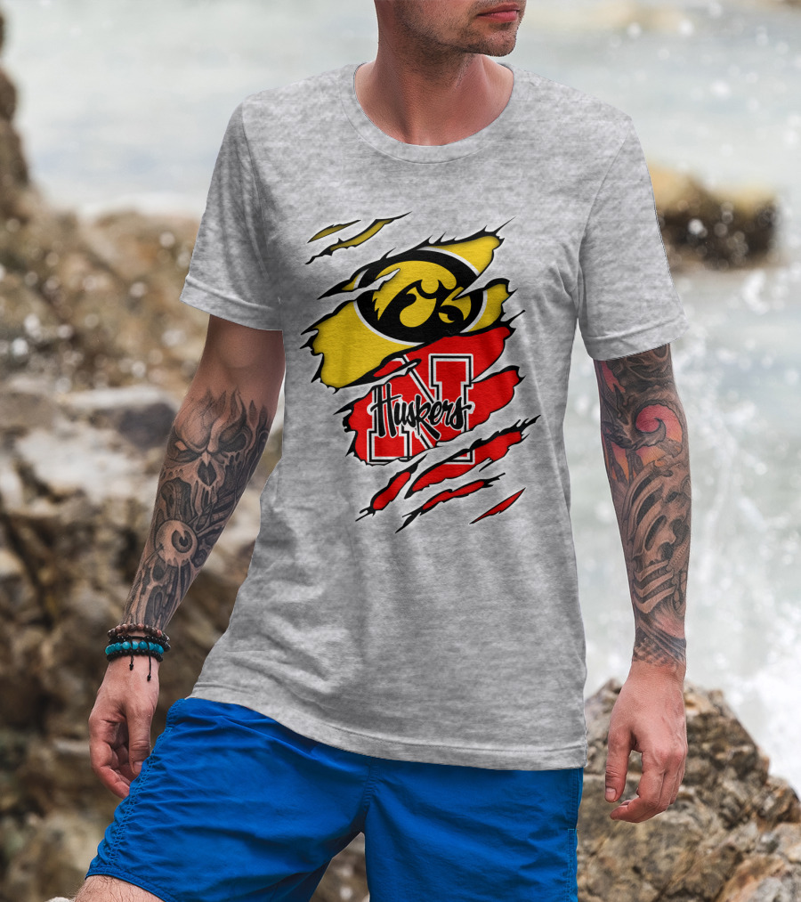 Hawkeyes Huskers Iowa Nebraska Clash T-Shirt