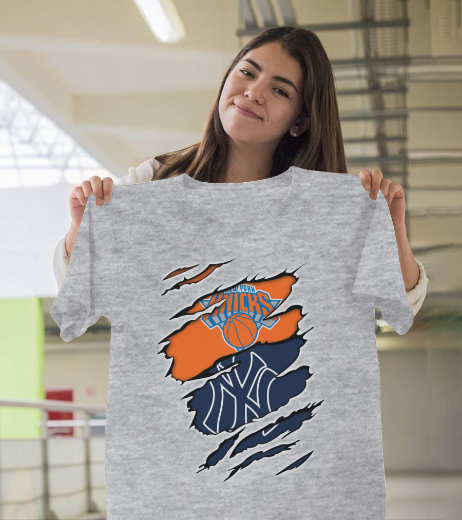 New York Knicks Yankees Torn Logo Fusion T-Shirt