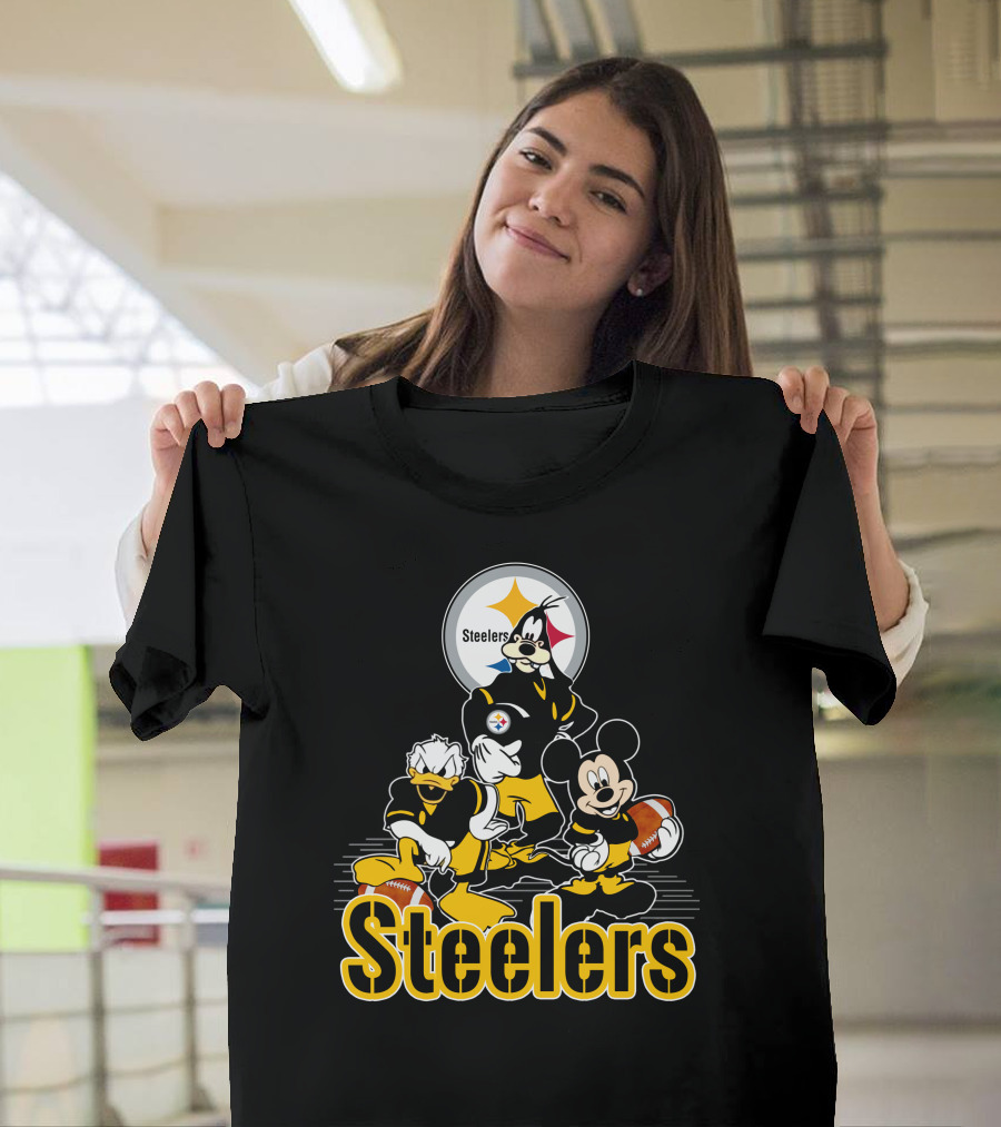 Steelers Mickey Donald Goofy Football Team Friendship T-Shirt