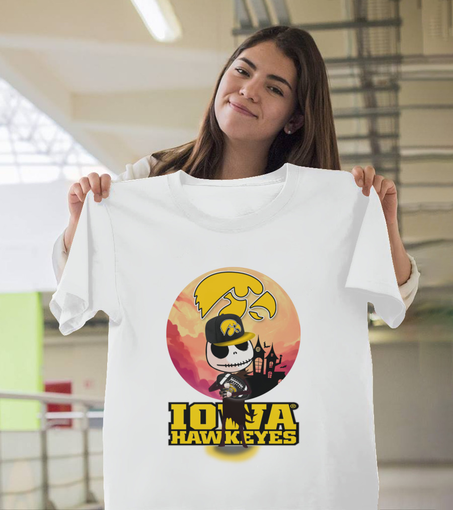 Iowa Hawkeyes Halloween Skull T-Shirt