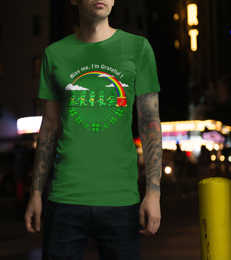 Kiss Me I'm Grateful Rainbow Leprechauns And Shamrock Parade T-Shirt