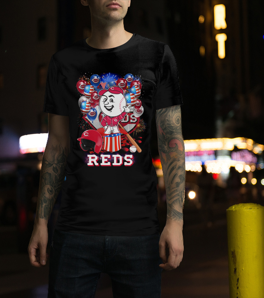 Mlb Cincinnati Reds Baseball Mascot Celebration With Fireworks And Patriotic Details T-Shirt
