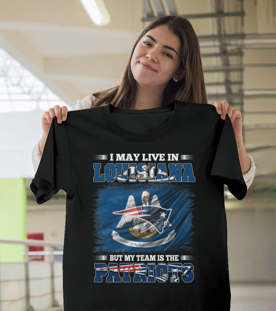 Louisiana Resident New England Patriots Fan With State Flag And Team T-Shirt