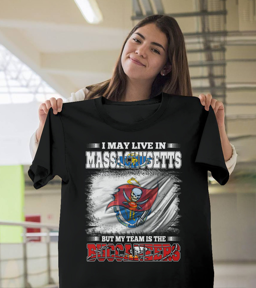 Massachusetts Resident Supporting Buccaneers With Flag And Skull T-Shirt