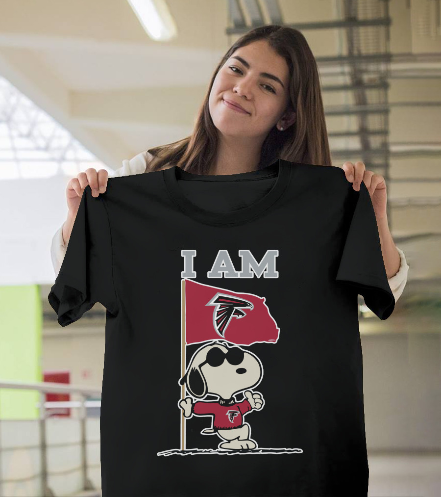 I Am Atlanta Falcons Snoopy Flag T-Shirt