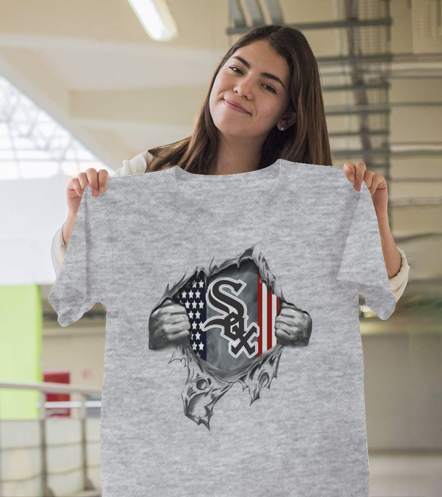 Chicago White Sox American Flag Tear T-Shirt